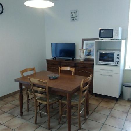 Gite Communal 149 Sainpuits Zewnętrze zdjęcie